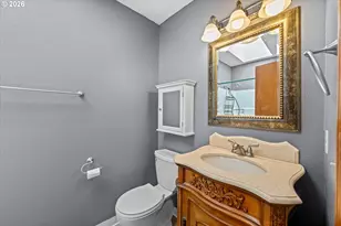 1722 SW Hartley Ave, Gresham, OR 97080 - Photo 9