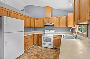 1722 SW Hartley Ave, Gresham, OR 97080 - Photo 9