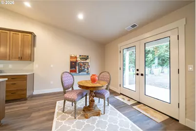 950 6th St, Lyons, OR 97358 - Photo 9