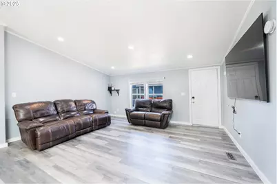 124 Carmel Dr, Aumsville, OR 97325 - Photo 3