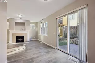 1649 SW Miranda Pl, Troutdale, OR 97060 - Photo 7