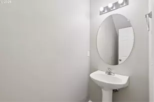 1649 SW Miranda Pl, Troutdale, OR 97060 - Photo 15