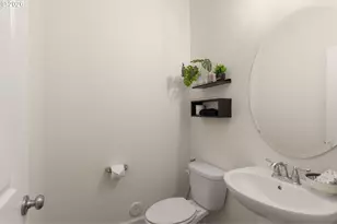 18240 SW Barrows Rd, Beaverton, OR 97007 - Photo 13