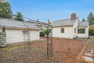 5925 NE 27th Ave, Portland, OR 97211 - Photo 23