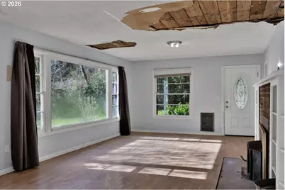 90136 Green Creek Rd, Deadwood, OR 97430 - Photo 11