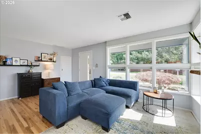 1492 NW Childs Rd, White Salmon, WA 98672 - Photo 3