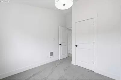 8665 SE Insley St, Portland, OR 97266 - Photo 23