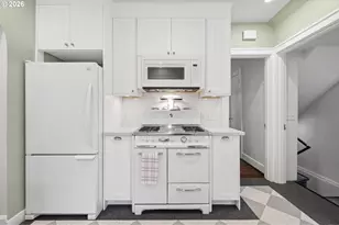 2241 NE 33rd Ave, Portland, OR 97212 - Photo 19