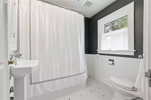 2241 NE 33rd Ave, Portland, OR 97212 - Photo 25