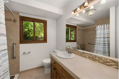 1066 NE 6th Dr, Hillsboro, OR 97124 - Photo 21