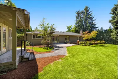 1066 NE 6th Dr, Hillsboro, OR 97124 - Photo 27