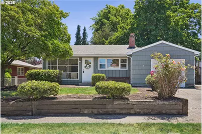 11942 NE Siskiyou St, Portland, OR 97220 - Photo 1
