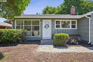 11942 NE Siskiyou St, Portland, OR 97220 - Photo 3
