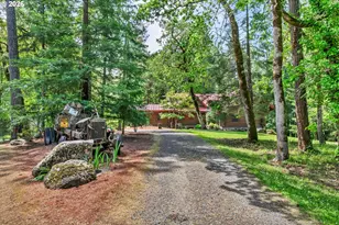 32523 Zarzamora Ln, Eugene, OR 97405 - Photo 43