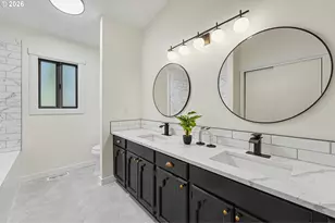 2315 NE 112th Ave, Portland, OR 97220 - Photo 21