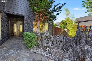 2315 NE 112th Ave, Portland, OR 97220 - Photo 3