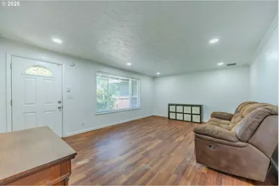 2219 19th St, Springfield, OR 97477 - Photo 11