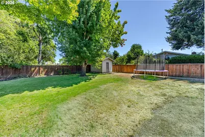 2219 19th St, Springfield, OR 97477 - Photo 41