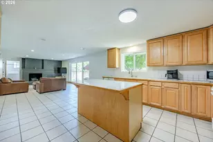 2219 19th St, Springfield, OR 97477 - Photo 9