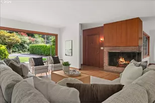 1710 SW Broadway Dr, Portland, OR 97201 - Photo 3