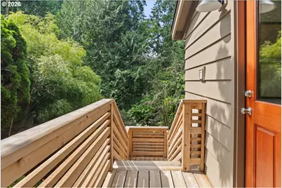 1710 SW Broadway Dr, Portland, OR 97201 - Photo 31