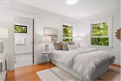 1710 SW Broadway Dr, Portland, OR 97201 - Photo 17