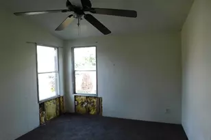 204 E Ivy Ave, Gervais, OR 97026 - Photo 3
