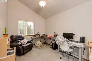 433 SW Pemberly Loop, McMinnville, OR 97128 - Photo 17