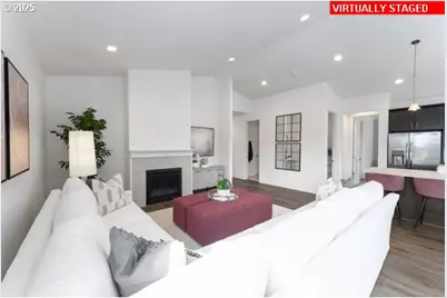 16548 SE Pacific Crest Trail Pl #755, Happy Valley, OR 97086 - Photo 9