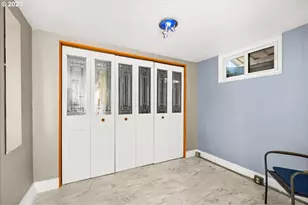 1805 NE Saratoga St, Portland, OR 97211 - Photo 17