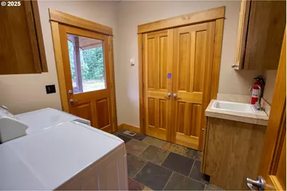10 Emma Ln, Trout Lake, WA 98650 - Photo 39