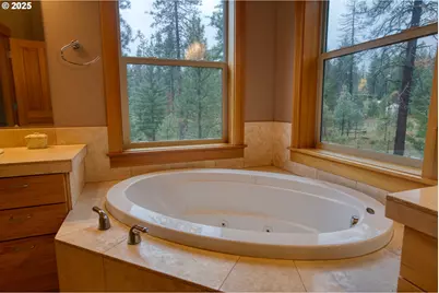 10 Emma Ln, Trout Lake, WA 98650 - Photo 33