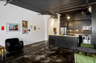 1314 NW Irving St, Portland, OR 97209 - Photo 9