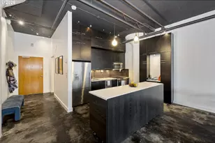 1314 NW Irving St, Portland, OR 97209 - Photo 7