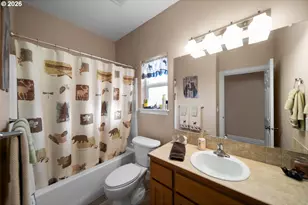 2662 NE Meadowcrest Dr, Prineville, OR 97754 - Photo 19