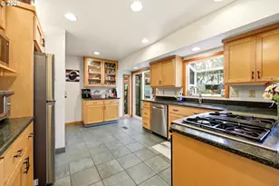 5170 SE Cherry Ct, Milwaukie, OR 97267 - Photo 9