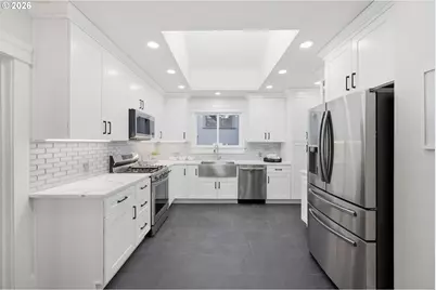 2425 NE 40th Ave, Portland, OR 97212 - Photo 11