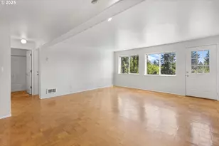 2689 Cupola Dr, Eugene, OR 97403 - Photo 9