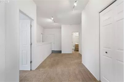 2689 Cupola Dr, Eugene, OR 97403 - Photo 19