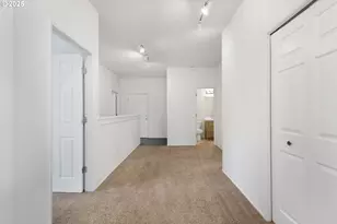 2689 Cupola Dr, Eugene, OR 97403 - Photo 19