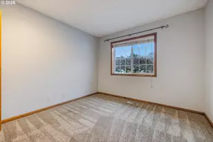 387 NE 15th Ct, Hillsboro, OR 97124 - Photo 23