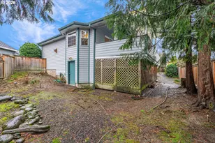 387 NE 15th Ct, Hillsboro, OR 97124 - Photo 29
