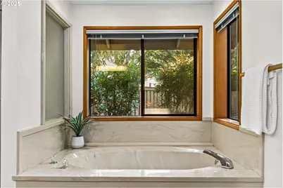 1491 Victorian Way, Eugene, OR 97401 - Photo 19