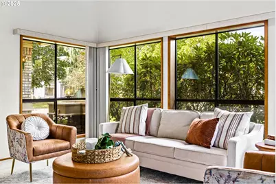 1491 Victorian Way, Eugene, OR 97401 - Photo 9