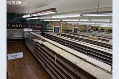 308 N First St, Drain, OR 97435 - Photo 11