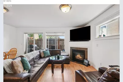 12631 SE Division St #B, Portland, OR 97236 - Photo 27