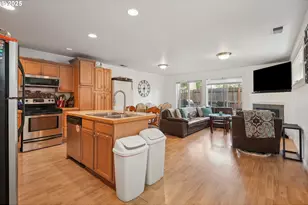 12631 SE Division St, Portland, OR 97236 - Photo 21
