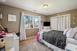 12631 SE Division St, Portland, OR 97236 - Photo 15