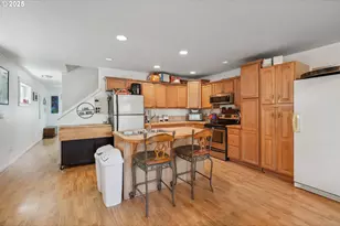 12631 SE Division St, Portland, OR 97236 - Photo 25