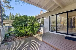 15116 SW Trillium Ln, Beaverton, OR 97007 - Photo 21